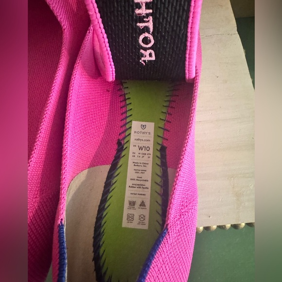 Rothys The Point Ballet Flat Dragon Fruit Pink Size 10 Womens EUC - Picture 8 of 8